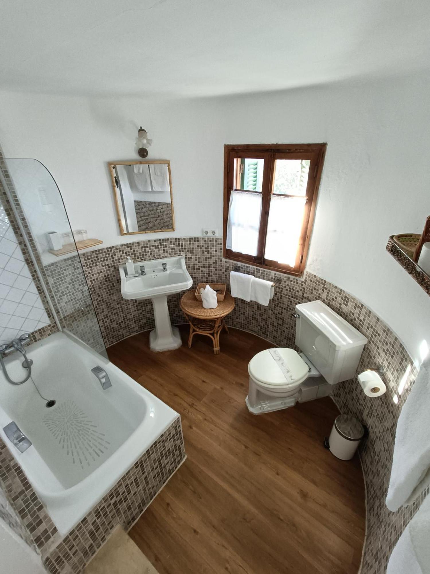 Sa Plana Petit Hotel Эстелленкс Экстерьер фото