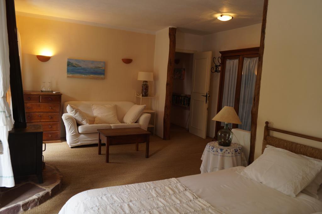 Sa Plana Petit Hotel Эстелленкс Экстерьер фото
